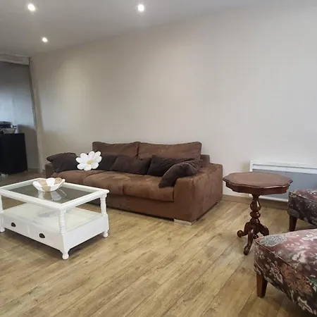 La Grange Apartman Charey